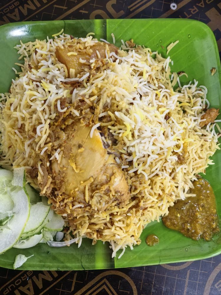 Al laziiz Briyani food
